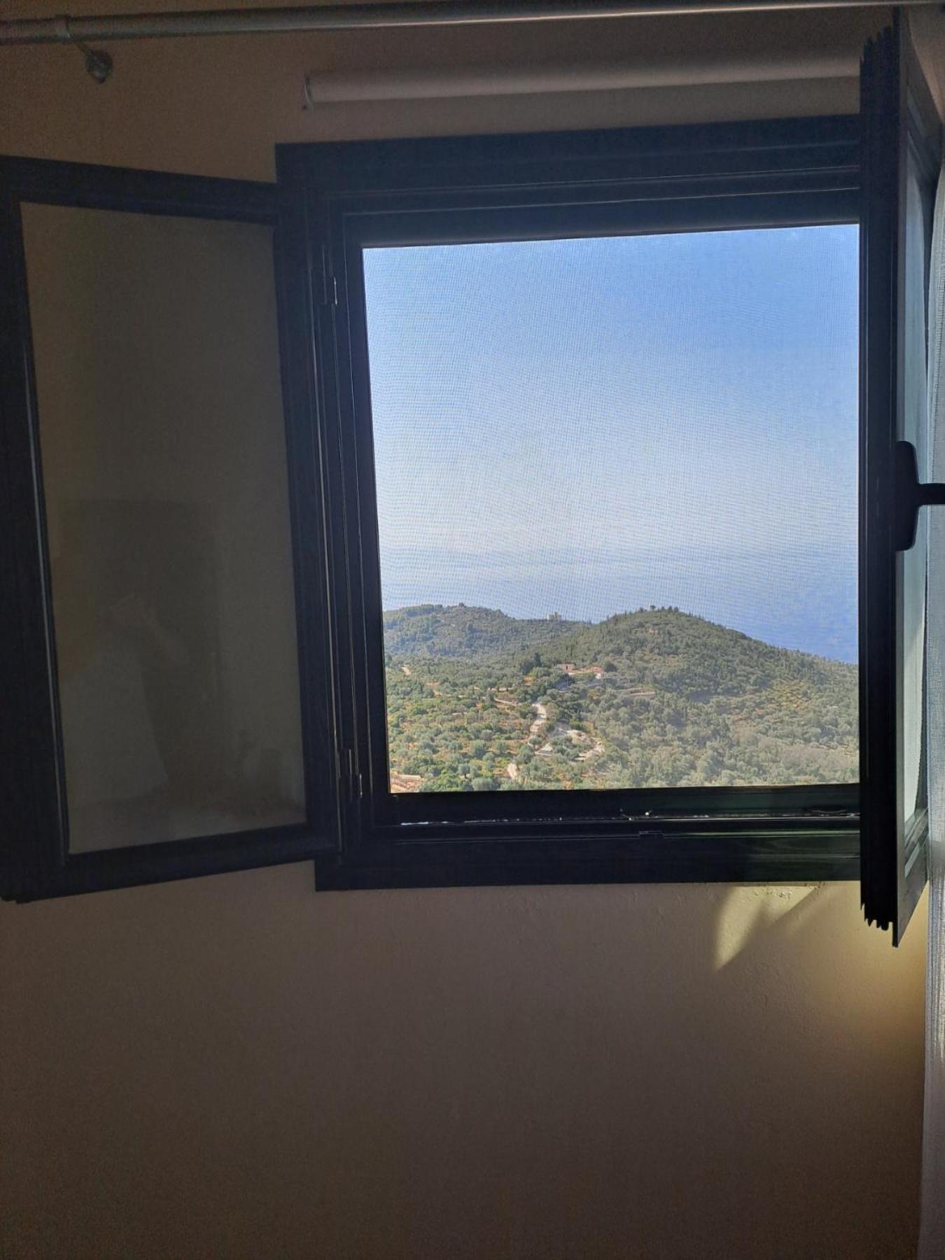 Janis Castle Apartment Himare Eksteriør bilde